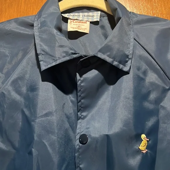 Custom windbreaker size Medium - Picture 4 of 4